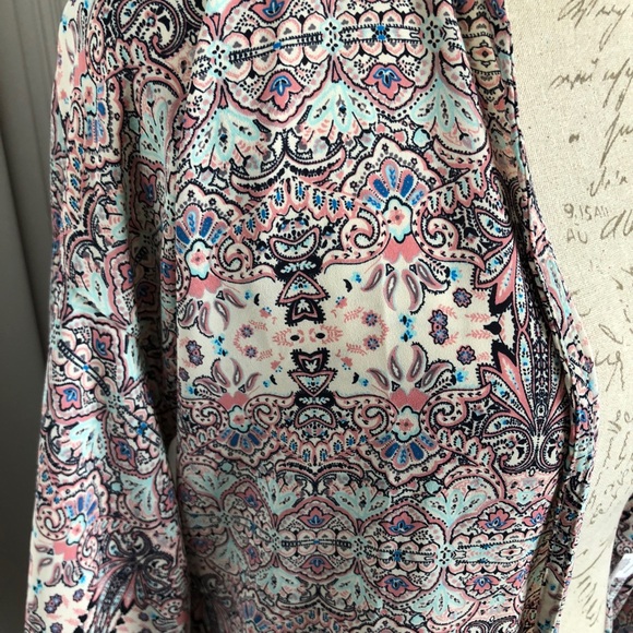 Pink patterned kimono. - Picture 5 of 5